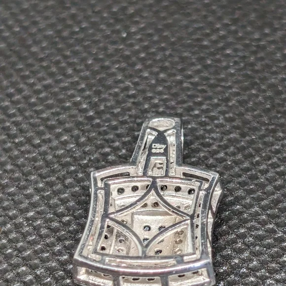 Blue and silver real diamond paint 1 and 1/2 carats - Picture 11 of 13